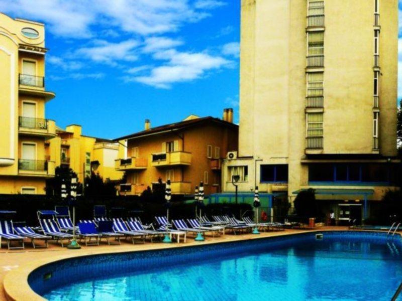 Hotel Senior Cattolica Exteriör bild